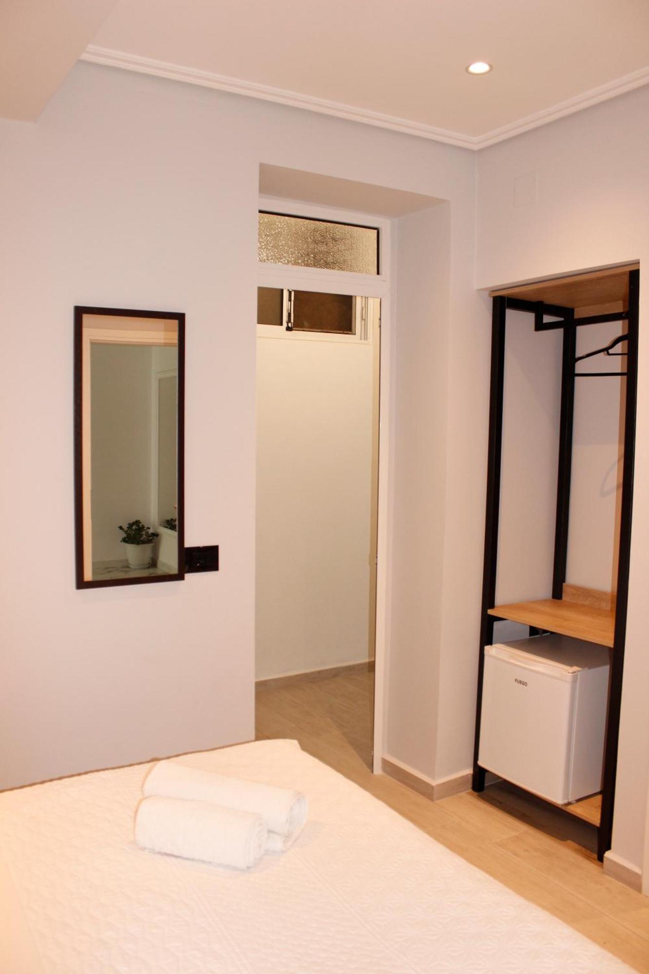 Bebi Hotel And Apartments Саранда Экстерьер фото